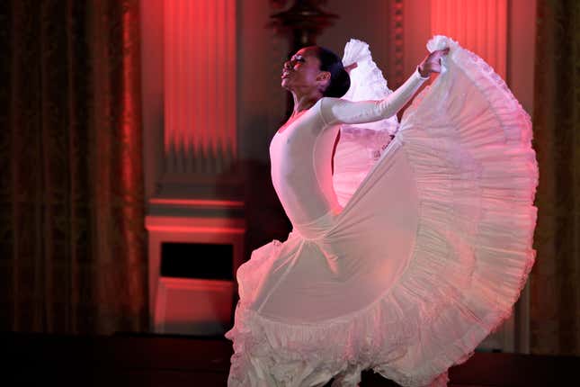 Linda Celeste Sims of the Alvin Ailey American Dance Theatre performs an excerpt from “Cry” during a tribute to renowned dancer, Judith Jamison, at the White House in Washington, Tuesday, Sept. 7, 2010.