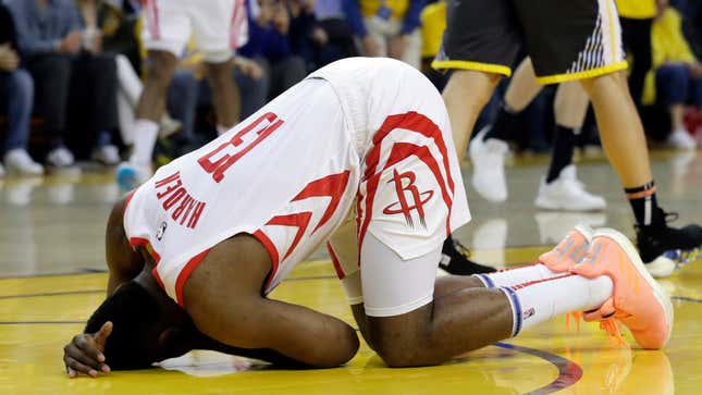 Image for article titled Steph Curry's Finger Mangled And James Harden's Eye Gouged In Opening Minutes Of Game 2