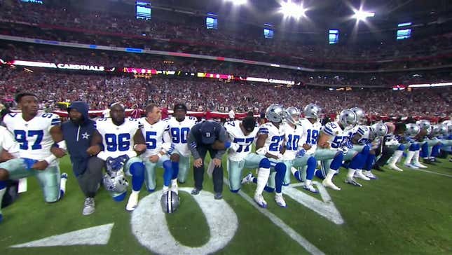 Cowboys Try To Please Everyone By Kneeling Before Anthem, Accomplish Nothing<em></em>