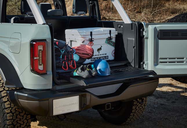 Image for article titled 2021 Ford Bronco: Every Official Picture We Could Find