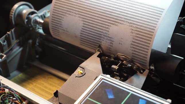Modded Typewriter Prints Selfies As ASCII Art
