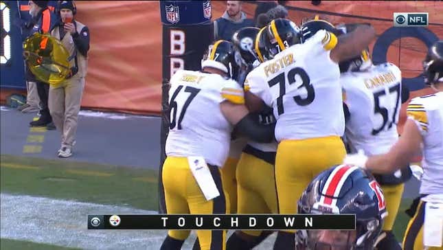 Steelers' Fake Field Goal Ends The Half With A Fat Guy Touchdown