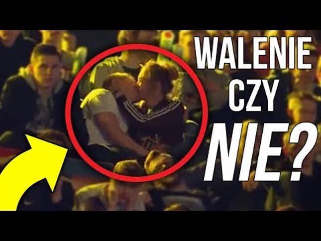 If These Esports Fans Aren't Giving Each Other Handjobs, They're Very Good Actors<em></em>