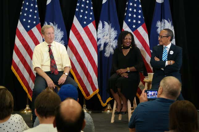 Tom Steyer with former president of the North Carolina Democratic Party’s African American Caucus Linda Wilkins-Daniels and Johnnie Cordero, president of the Black Caucus of the South Carolina Democratic Party, at the co-moderating the “Conversation with Tom Steyer” event at Clinton College, in Rock Hill, S.C. 