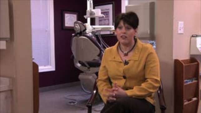 Everyone Really Fucking Mad at Weenie American Dentist Who Killed Lion