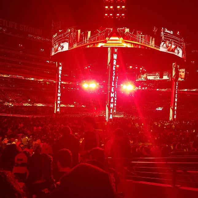 Image for article titled WWE Screwed WrestleMania Fans With Blinding Lights