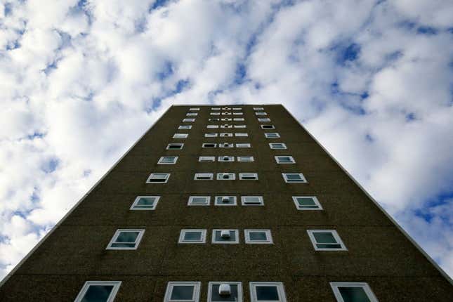 Image for article titled Alabama Public Housing Put Whites in High-Rise Towers. Says Blacks ‘Prefer’ Substandard Garden Units, HUD Report Finds