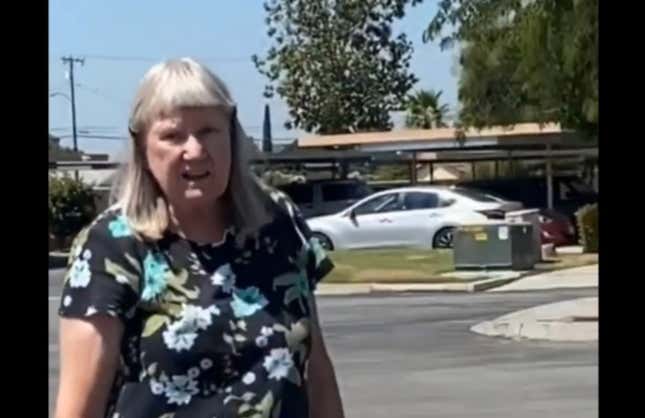 Image for article titled Racist Karen Calls Police on Black Man for Parking in a Reserved Spot: ‘You’re Stealing From Me’