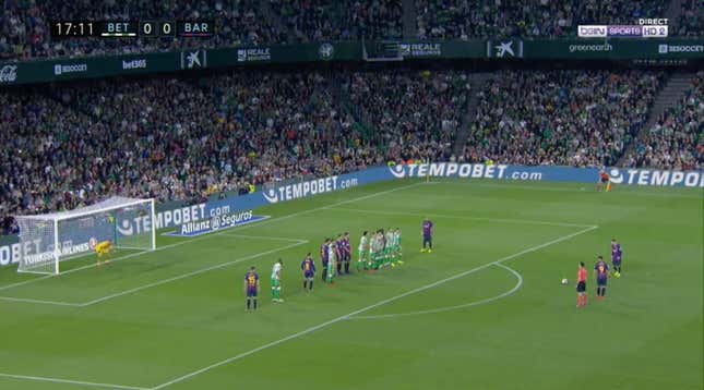 Lionel Messi's Hat Trick Inspired Opposing Supporters To Give Him A Standing Ovation
