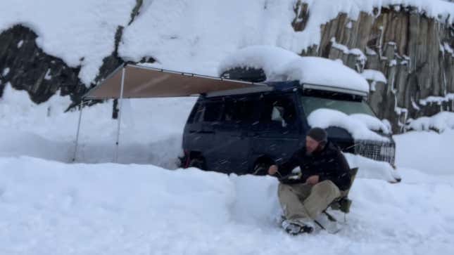 Image for article titled How To Weather A Winter Storm When You Live In A Van