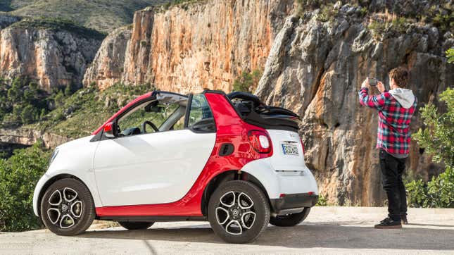 Image for article titled All The Cars That Died In 2019