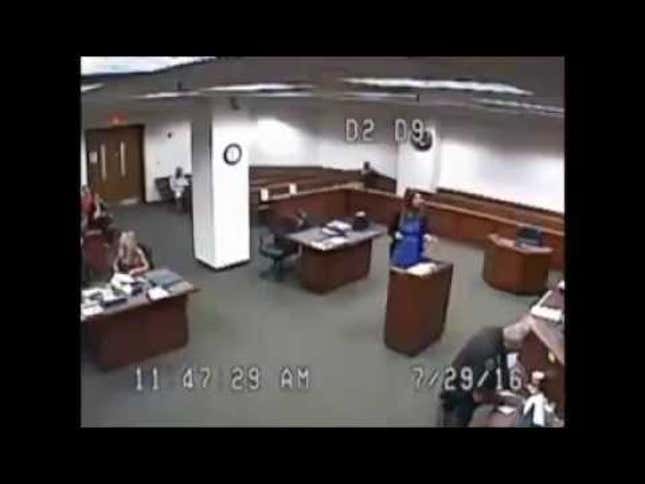 Woman Denied Pants, Feminine Hygiene Products for Several Days in Louisville Jail, to Judge's Total Horror