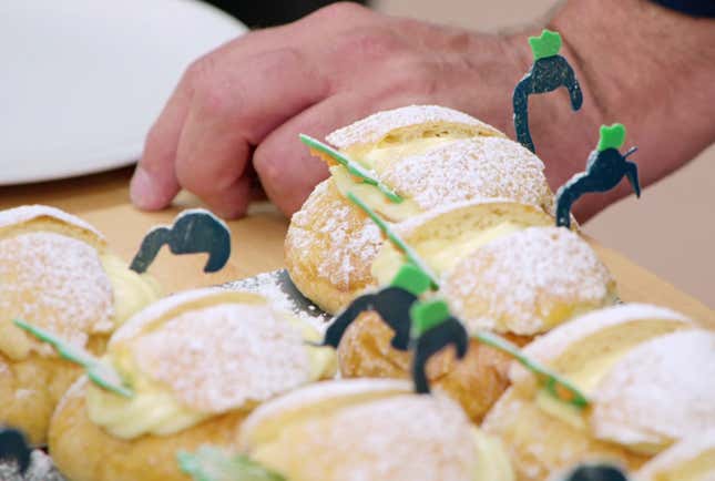 Image for article titled It’s a dead man’s party on The Great British Baking Show’s Festival Week