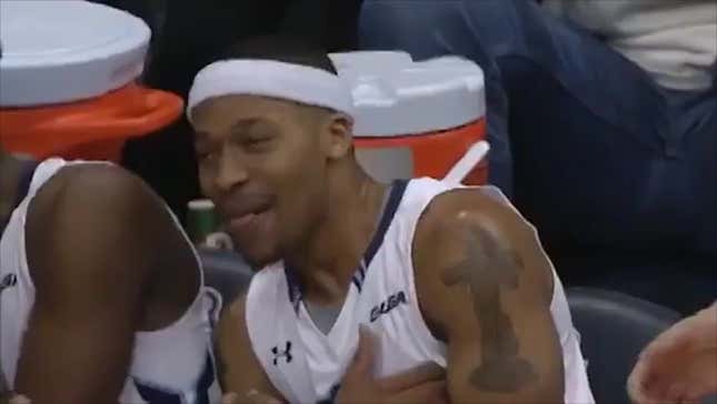 ODU Player Makes Perfect Dish To Teammate Who Is Not Currently In The Game