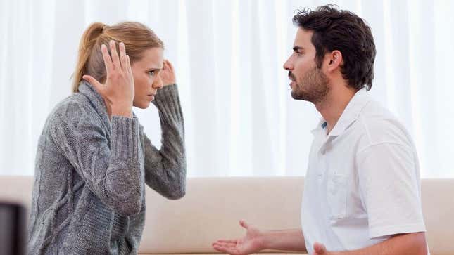 Image for article titled Study Finds Backing Down In Fight With Loved One Extremely Harmful To Relationship