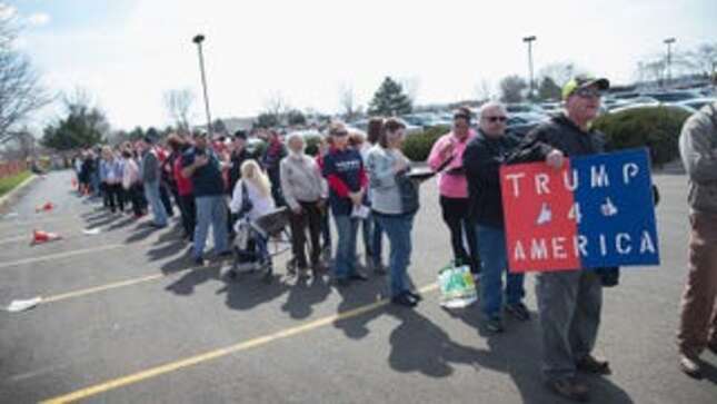 Image for article titled It Unclear Why Thousands Of Loud, Chanting Trump Supporters Gathering Outside Arena In Iowa