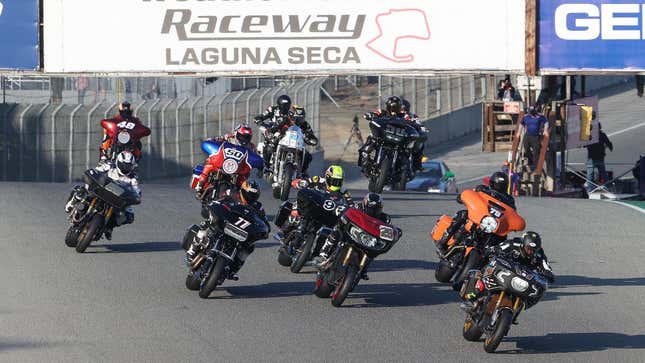 Image for article titled Betting Big On Baggers Proves MotoAmerica Is Serious About Having Fun