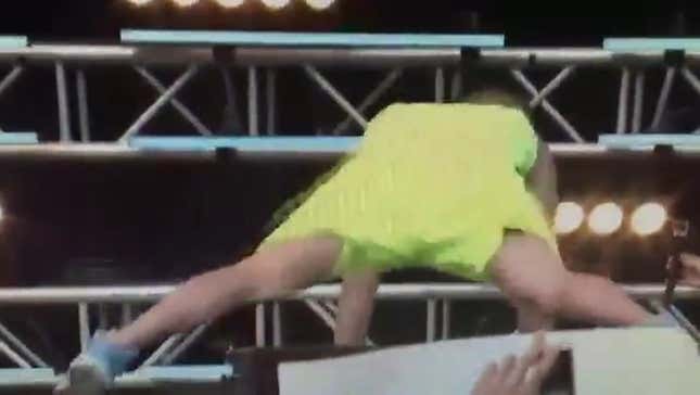 Tank Top-Wearing Gronk Twerks In Miami