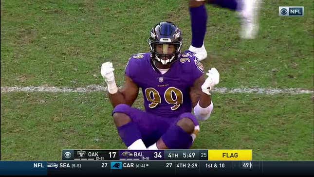 Matthew Judon Makes Derek Carr's Life Hell With Three Consecutive Sacks