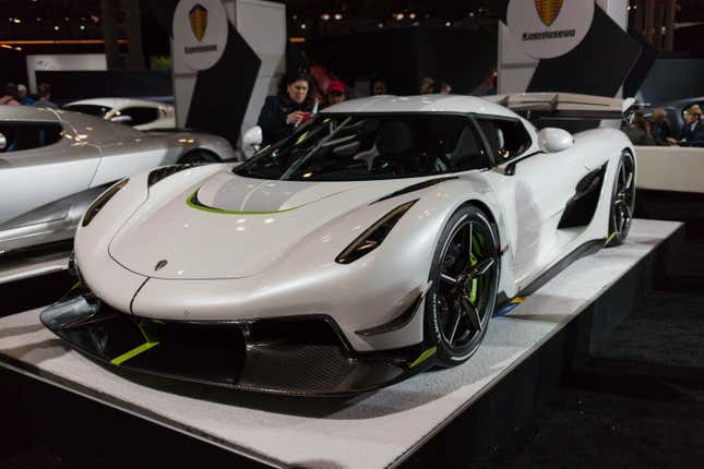 Image for article titled The Koenigsegg Jesko's Wing Is Big and Absurd and I'm Obsessed With It