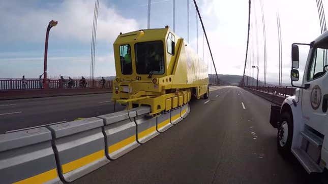 Watch A Truck Literally Zip Up The New Median On The Golden Gate Bridge