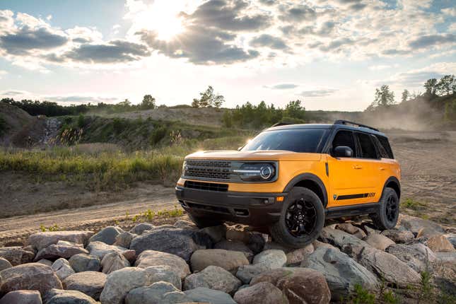 Image for article titled 2021 Ford Bronco: Every Official Picture We Could Find