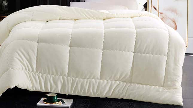 Image for article titled Make the Hotel-Quality Upgrade with Half off a Cozy Comforter During Prime Day