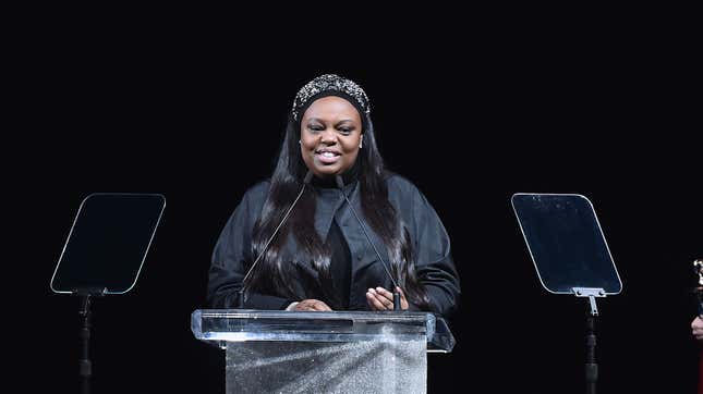 Image for article titled How Brilliant Makeup Artist Pat McGrath Invents Her Otherworldly Looks