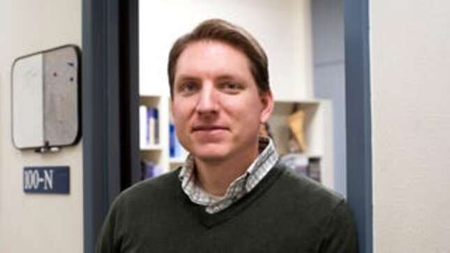 Economist Has Great Idea For Sitcom Where Keynesian And Friedmanite Have To Live Together