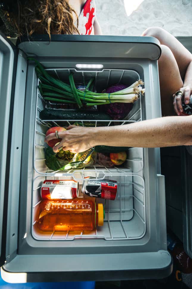 Image for article titled This Off-Road Fridge And Battery Make Your SUV A Home