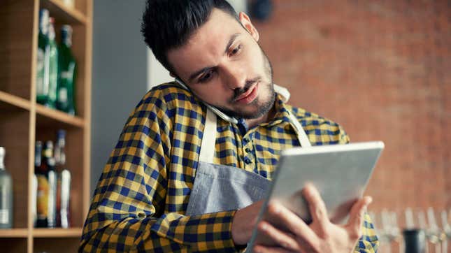 Image for article titled Lawsuit accuses Grubhub of charging restaurants for bogus phone orders