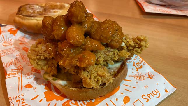 Image for article titled How to turn the Popeyes chicken sandwich into a Fat Tuesday feast