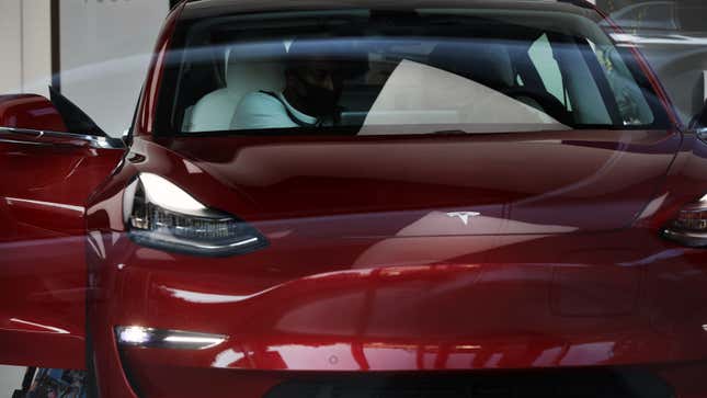 Image for article titled Tesla Is Alleging Sabotage Again