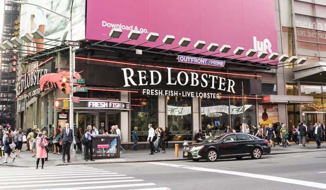 Image for article titled Red Lobster Is the Greatest Place on Earth and I&#39;m Tired of Y&#39;all Pretending Like It Ain&#39;t