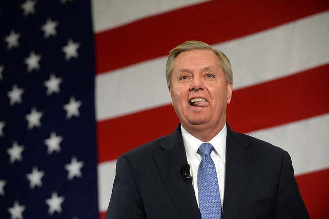 Image for article titled Lindsey Graham Threatens to Impeach Kamala Harris as Valentine’s Gift to His Boo