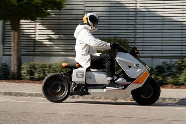 Image for article titled BMW's Definition CE 04 Electric Scooter Is The Cyberpunk City-Commuter Future We All Need