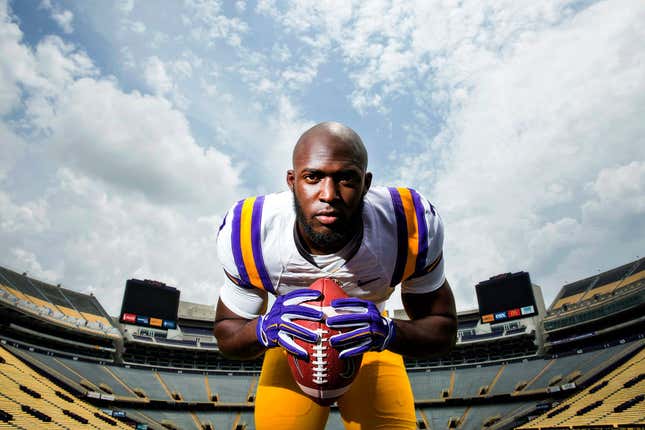 Deadspin 25: Leonard Fournette Is Great, But LSU Needs More From Its Quarterback