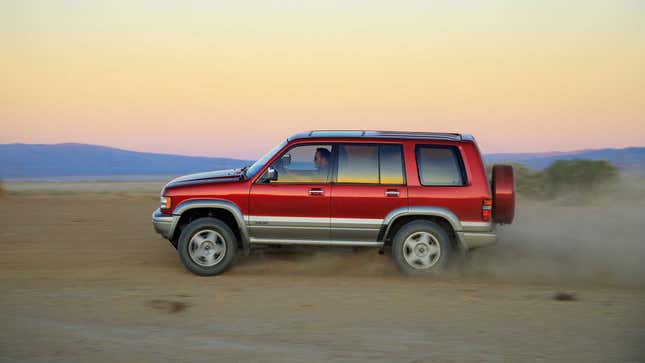 Image for article titled Resto-mod All The Isuzu Trooper Variants