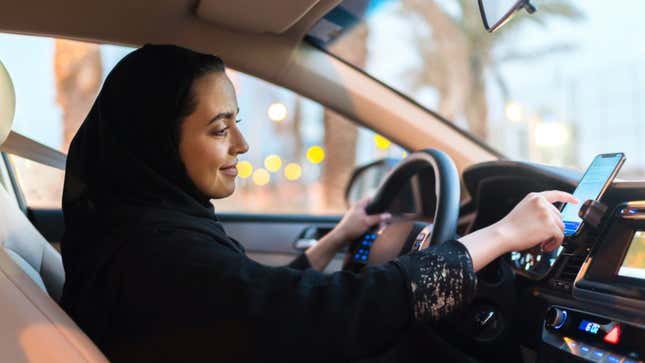 Image for article titled Uber Feature Enables Female Saudi Drivers to Only Transport Other Women