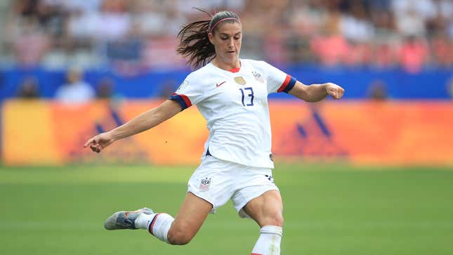 Image for article titled Snapshots of the US Women's Soccer Team Destroying Their Enemies