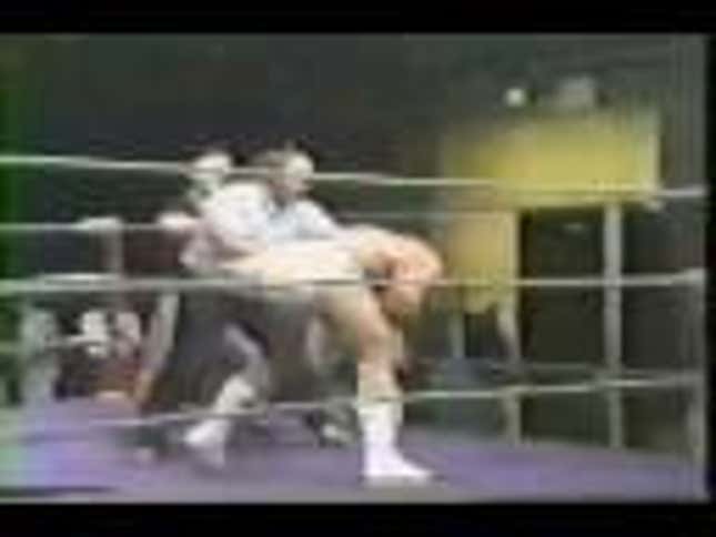 "Dead" Wrestler Of The Week: The Ultimate Warrior