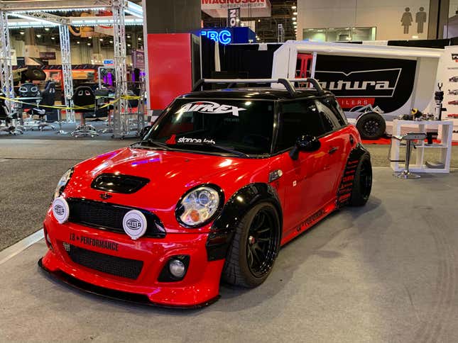 Image for article titled Here Is Everything Awesome I Could Find At SEMA This Year