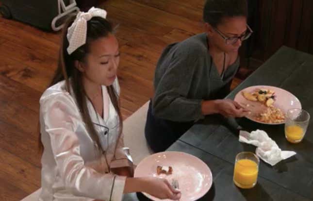 Image for article titled The food that didn’t get eaten on the The Bachelor, week 2: We’ve got ourselves a champagne crisis