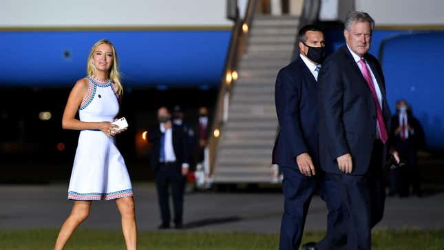 Image for article titled Inspiring: No One Will Hire Former Trump Staffers, But Now They Get to Pull Themselves Up by Their Bootstraps