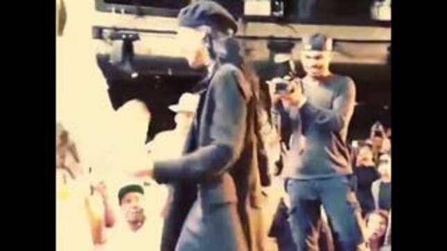 Rihanna Walks the Runway At a Vogue Ball; I DIE