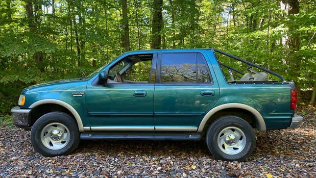 Image for article titled At $4,000, Could This Custom 1997 Ford Expedition Have You Flipping Your Lid?