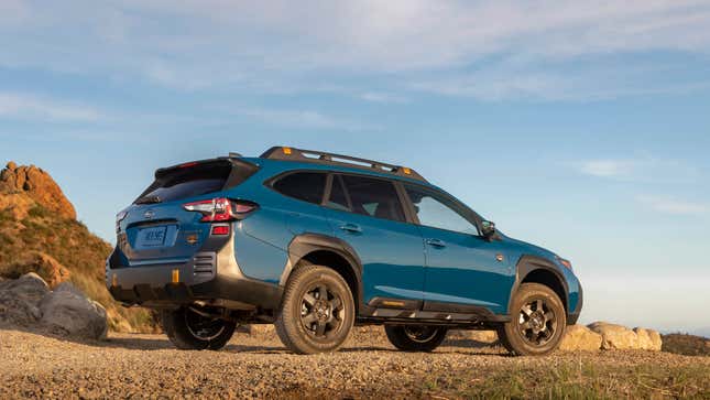 Image for article titled The Subaru Outback Wilderness Has A 700 Pound-Rated Roof Rack And Better Breakover Than A Jeep Wrangler