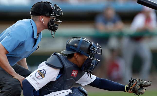 Image for article titled The Robot Umpire Is Moving Up In The World