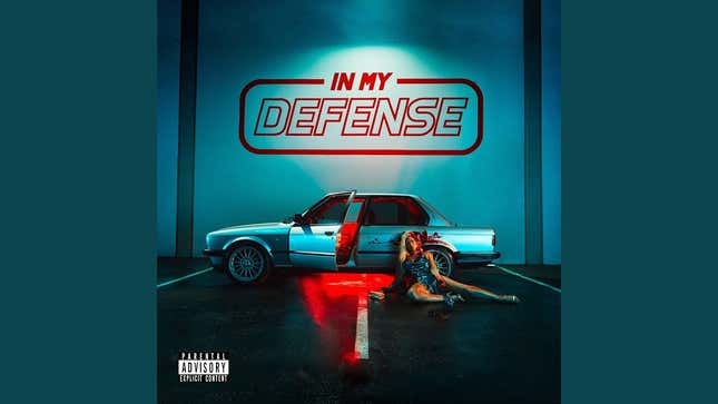 Iggy Azalea Tries to 'Clap Back,' But It's Offbeat