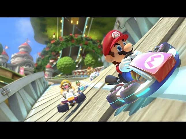 <i>Mario Kart 8's</i> 200CC Mode Makes Fire Hopping Useless